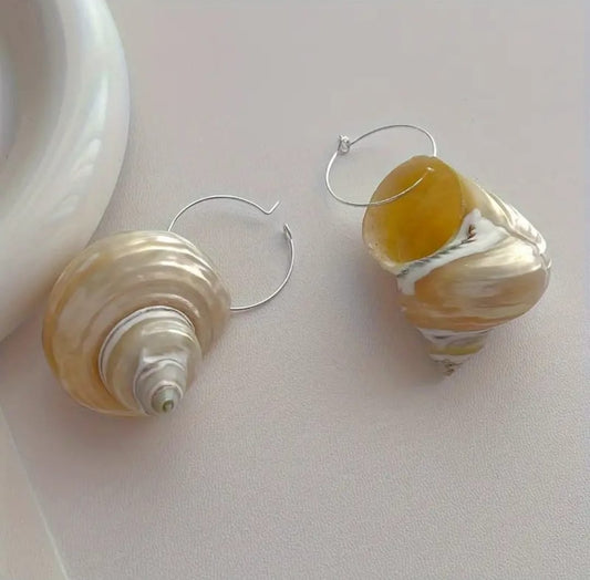 Vintage Exaggerated Natural Conch Earrings for Women Europe and America Personality Baroque Style Holiday Jewelry Accessories